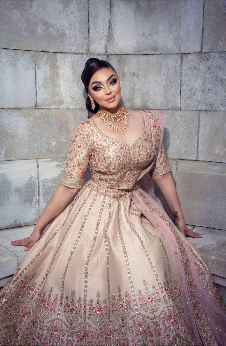champagne indian wedding dress Traditional Bridal Champagne Gold Wedding Lehenga [product_title] | OORVI  DESAI
