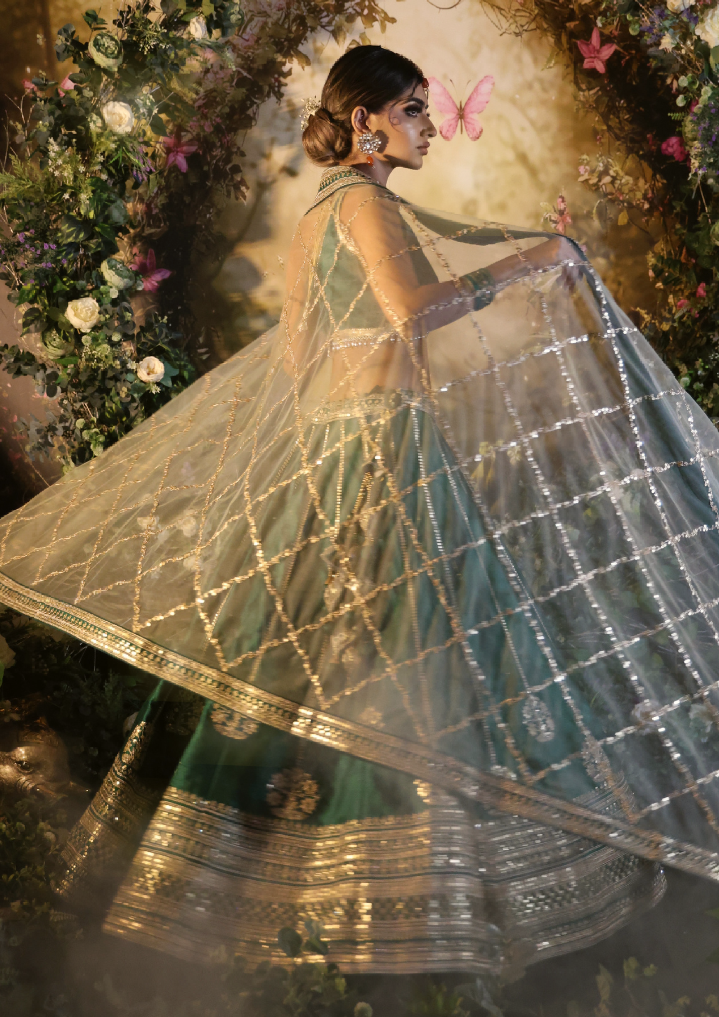 Traditional Emerald Green Bridal Wedding Lehenga Set [product_title] |  OORVI DESAI